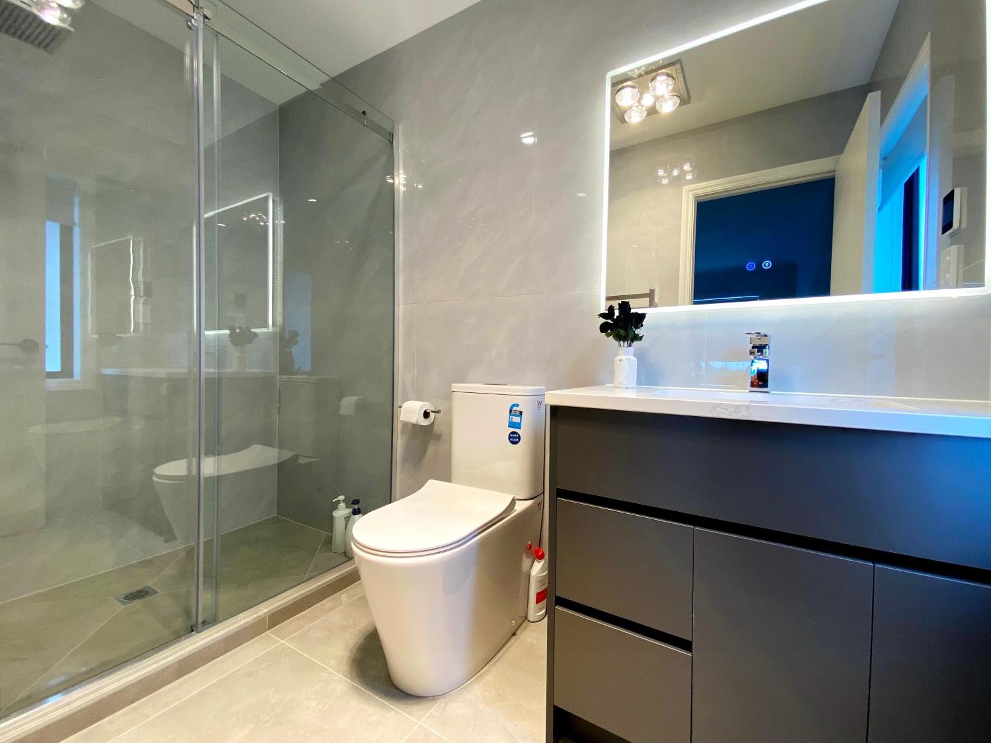 Extra-large Brand-new House 8 Bedrooms 6 Bathrooms Ferienhaus